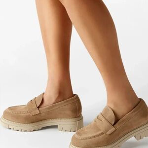 Patina- Portland Leather- Women’s Beige Suede Zoe Chunky Loafers